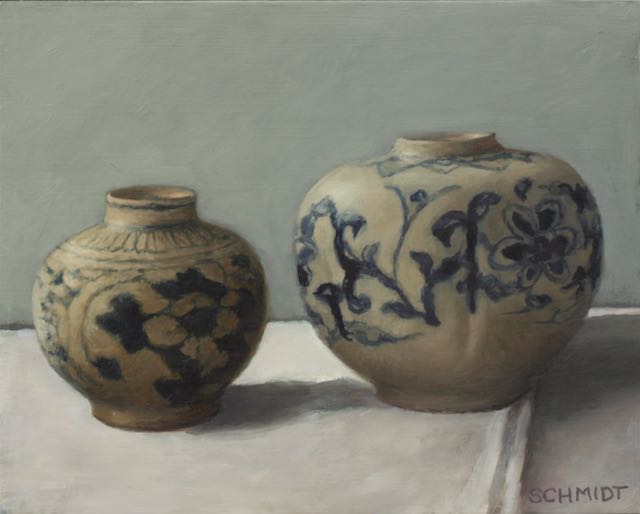 2 Bali pots, creme and dark blue with white cloth and shadows